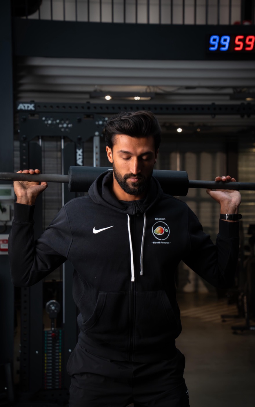 Personal trainer Armando Lussu in de gym